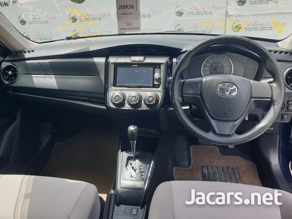 Toyota Axio 1,5L 2017-6