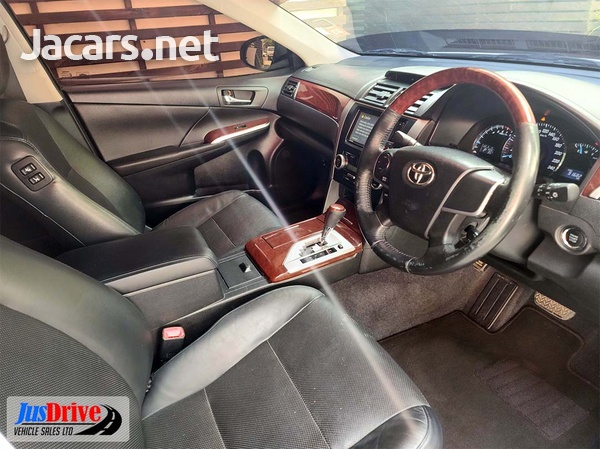 Toyota Camry 2,0L 2014-8