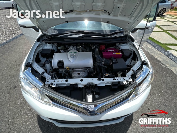Toyota Axio 1,5L 2017-10