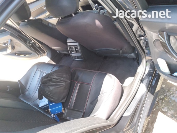 BMW 3-Series 2,0L 2012-11