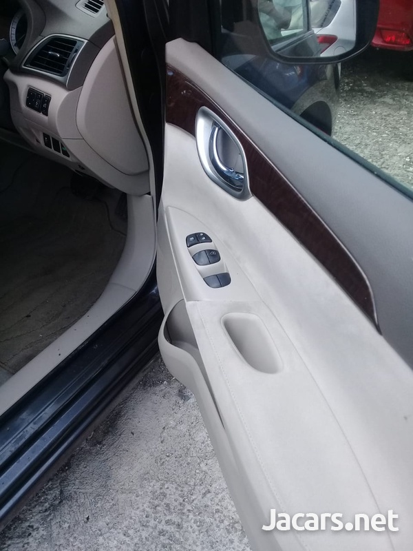 Nissan Sylphy 1,8L 2014-9