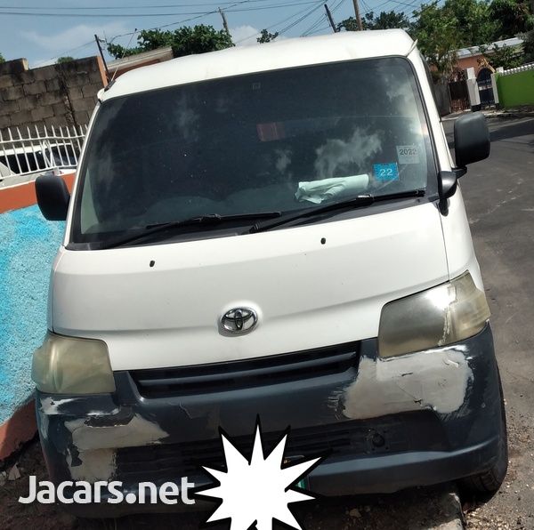 2012 Toyota Townace-2