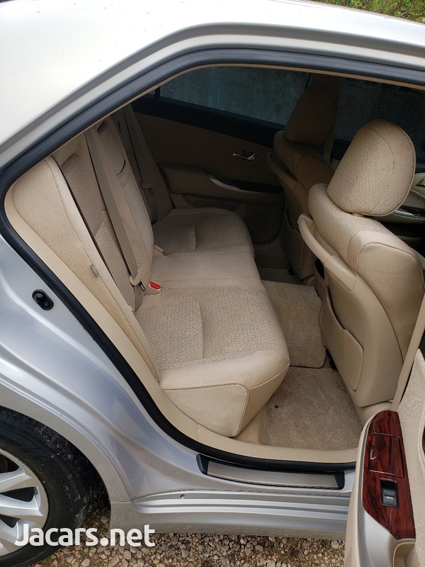 Toyota Crown 3,5L 2010-5