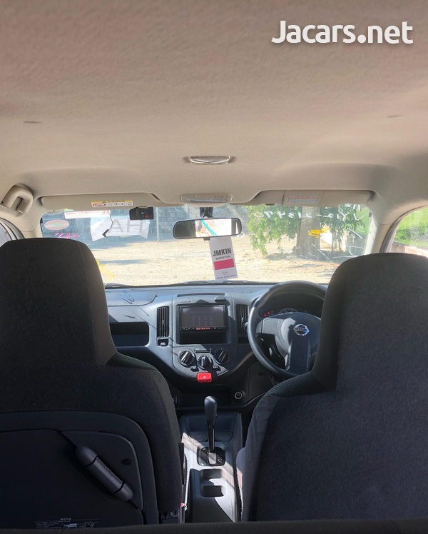 Nissan AD Wagon 1,5L 2016-7