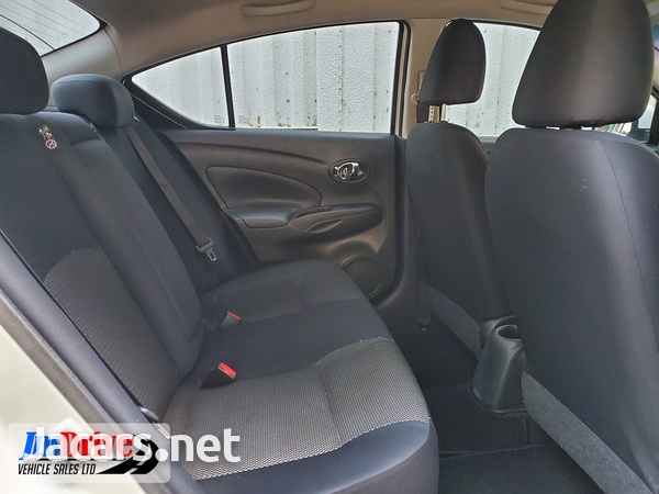 Nissan Latio 1,2L 2015-8