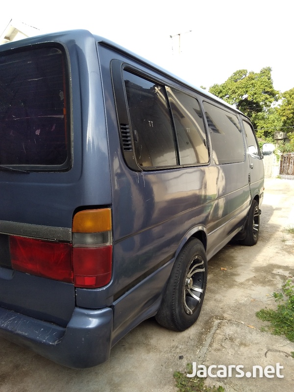 1990 Toyota Haice-3