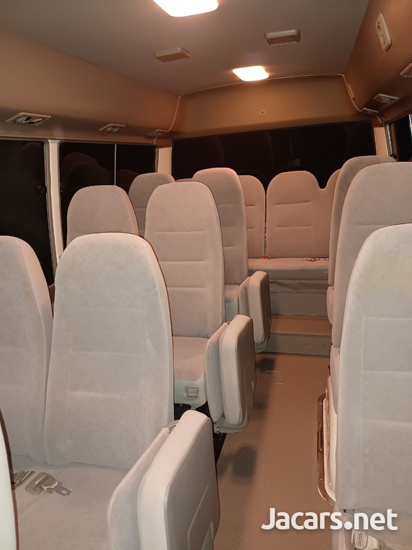 2012 Turbo Diesel Coaster Bus-7
