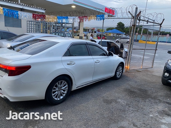 Toyota Mark X 2,5L 2015-6