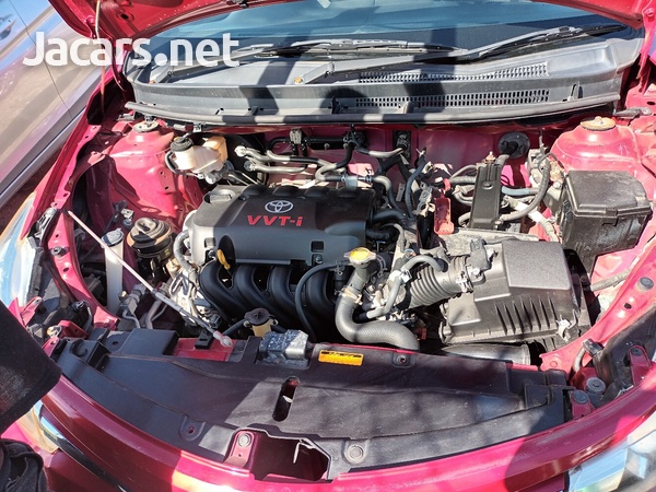 Toyota Yaris 1,5L 2015-7