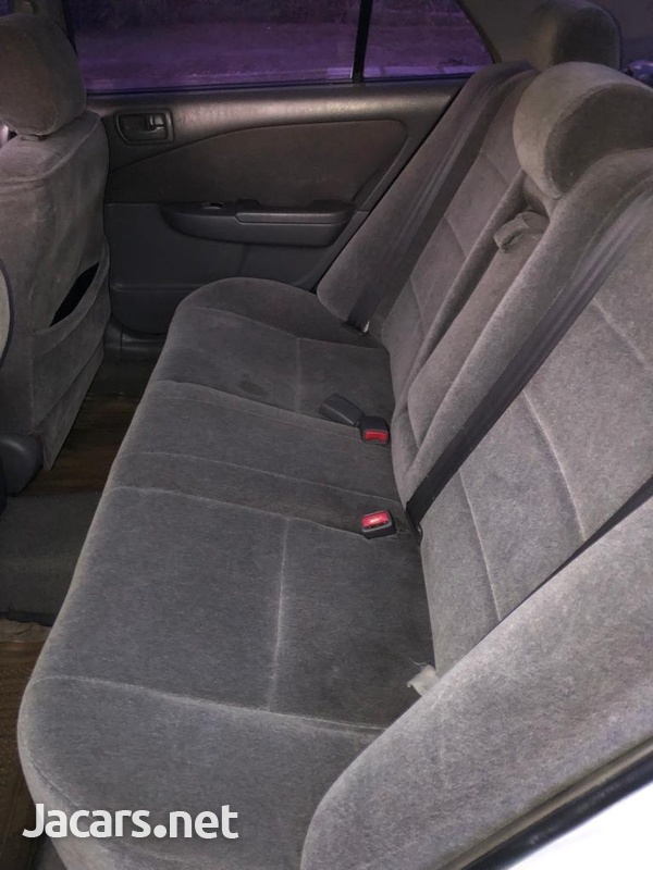Toyota Corona 2,0L 2000-4