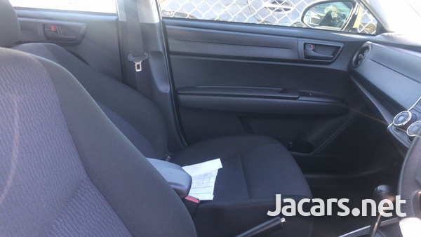 Toyota Fielder 1,5L 2017-7