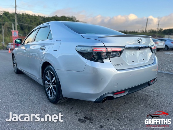 Toyota Mark X 2,5L 2017-5