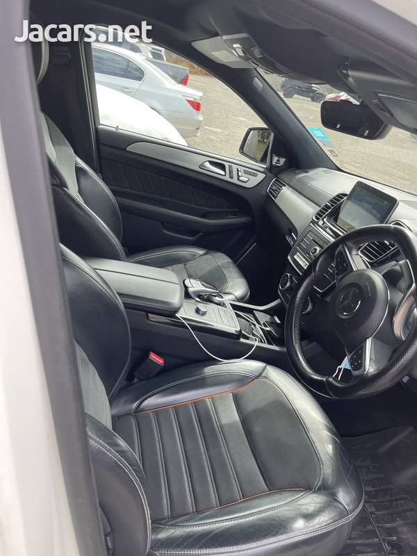 Mercedes-Benz GLE-Class 3,0L 2018-4