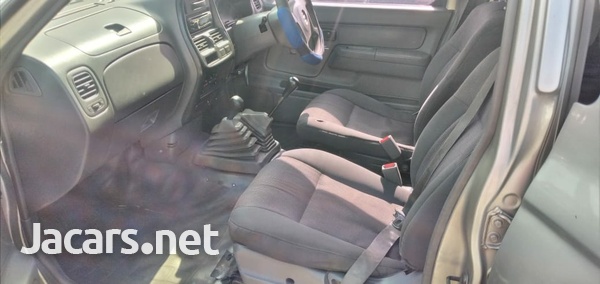 Nissan Frontier 2,5L 2012-5