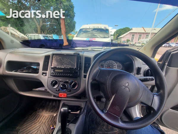 Mitsubishi Lancer 1,2L 2012-5