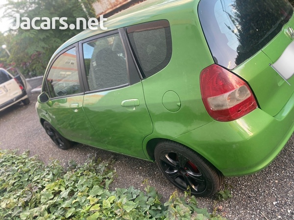 Honda Fit 1,3L 2004-3
