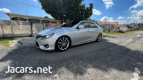 Toyota Mark X 2,5L 2014-1