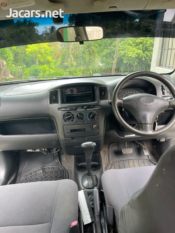 Toyota Probox 1,5L 2009-4