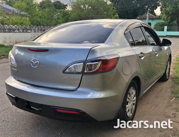 Mazda Axela 1,6L 2011-4