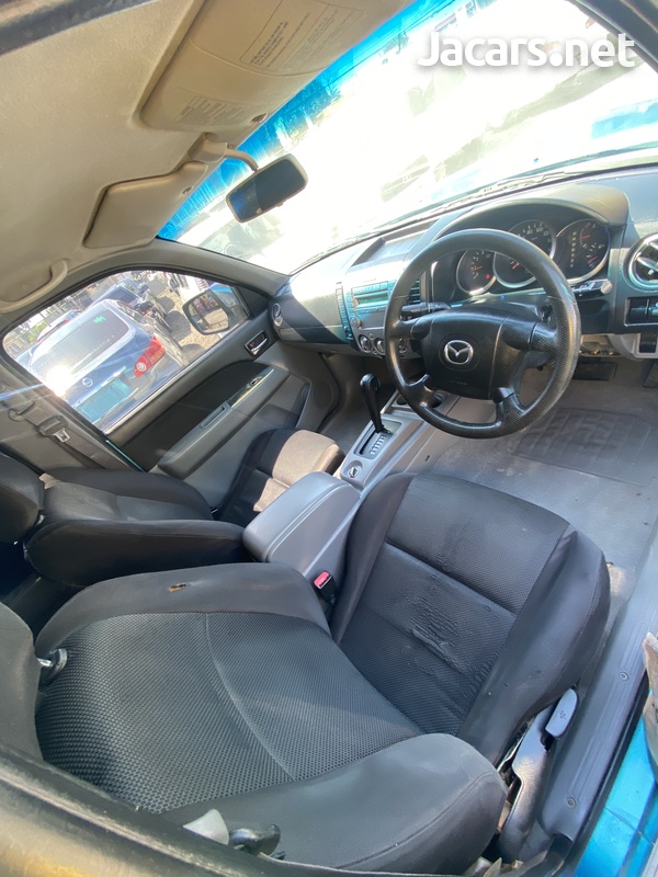 Mazda Pickup 2,5L 2010-6
