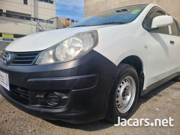 Nissan AD Wagon 1,5L 2014-1