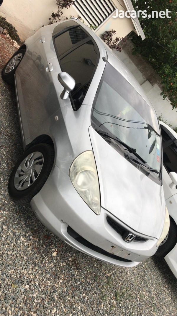 Honda Fit 1,5L 2007-1