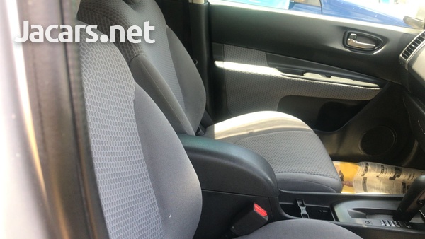 Nissan Wingroad 1,5L 2017-7