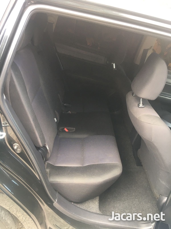 Toyota Fielder 1,5L 2013-12