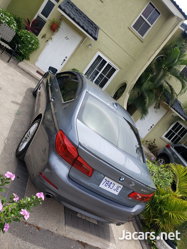 BMW 5-Series 2,0L 2017-7