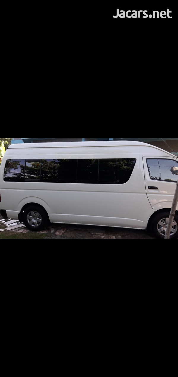 2008 Toyota Hiace-8