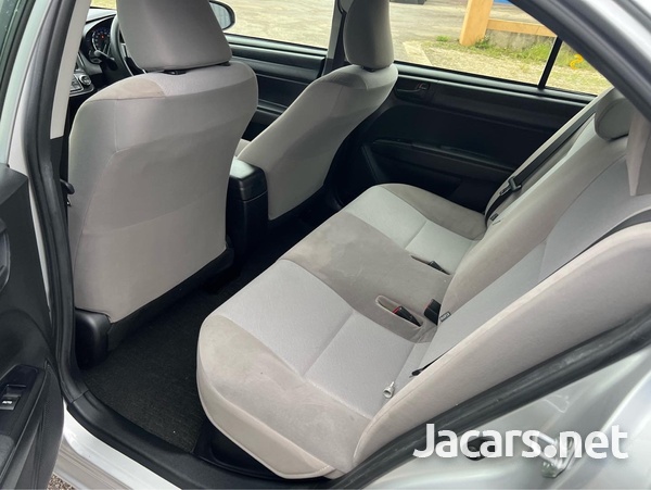 Toyota Axio 1,5L 2016-7