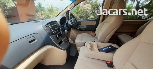 2020 Hyundai H1-5