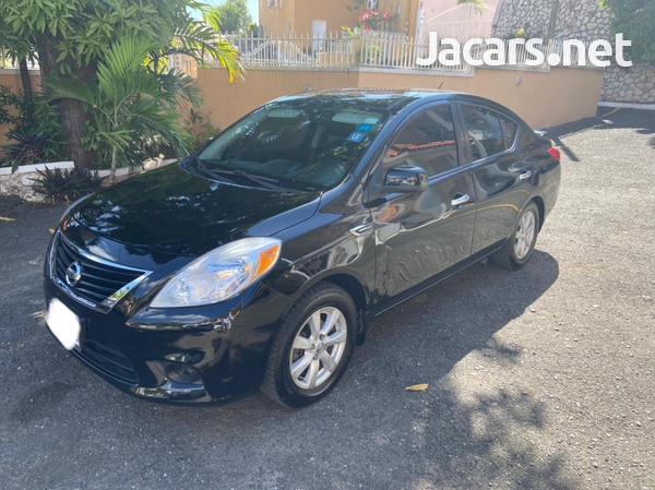Nissan Versa 1,6L 2013-1