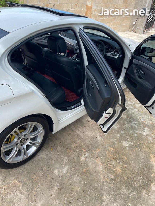 BMW 5-Series 2,0L 2012-5