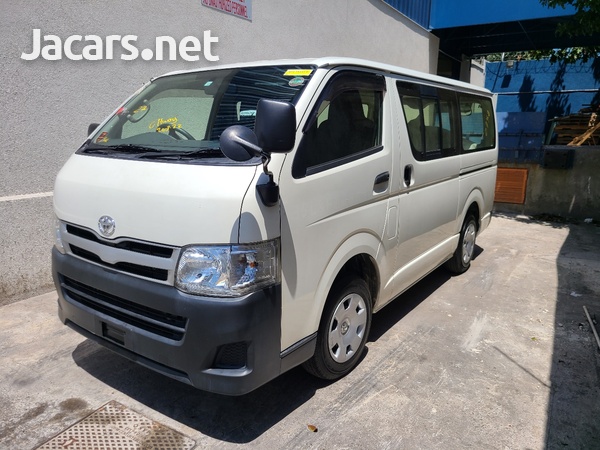Toyota Hiace 2,0L 2012-4