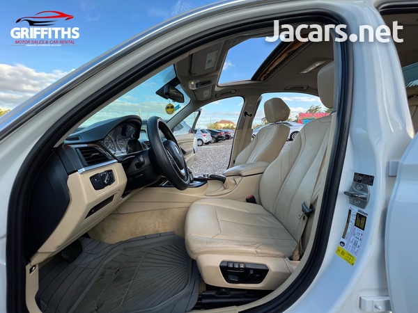 BMW 3-Series 3,0L 2013-9