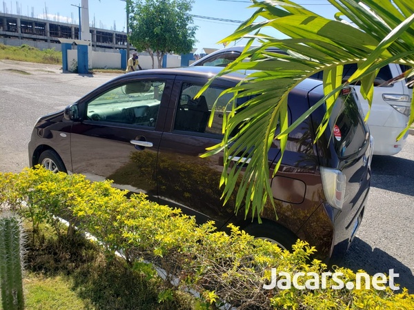 Daihatsu MIRA 0,7L 2015-7