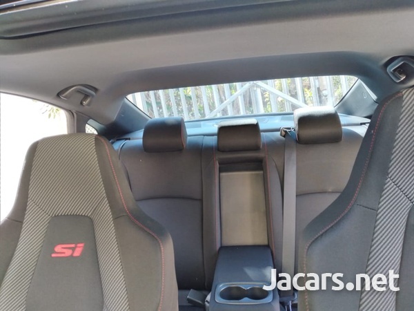 Honda Civic 1,5L 2018-10