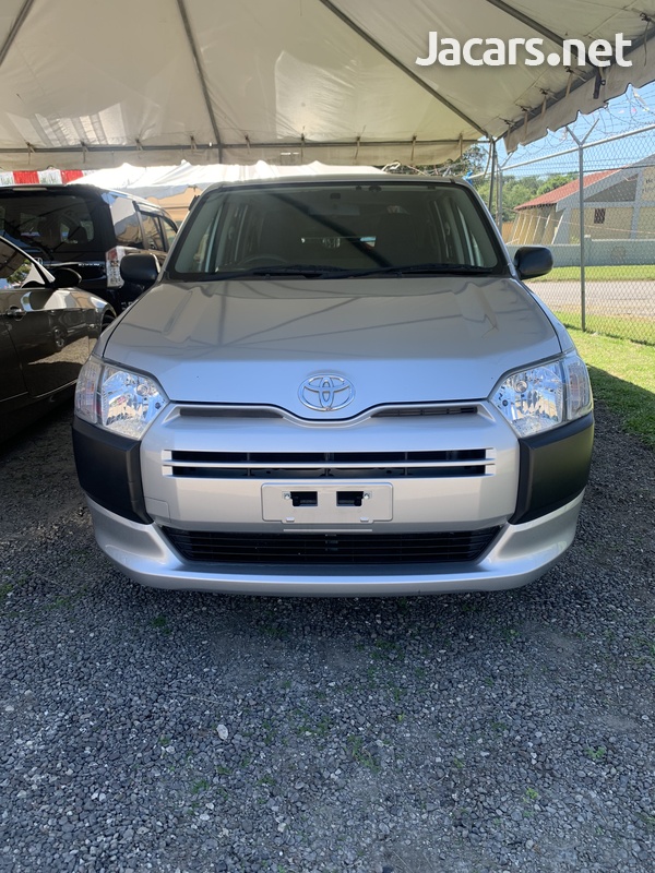 Toyota Probox 1,5L 2016-2