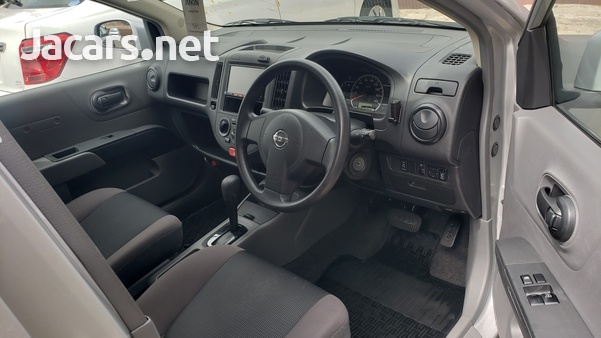 Nissan AD Wagon 1,5L 2016-4