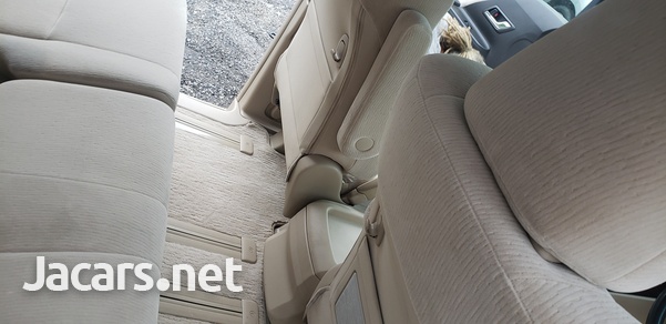 Toyota Vellfire 2013-2