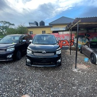 Toyota Voxy 2,0L 2013 Toyota Voxy 2,0L 2013