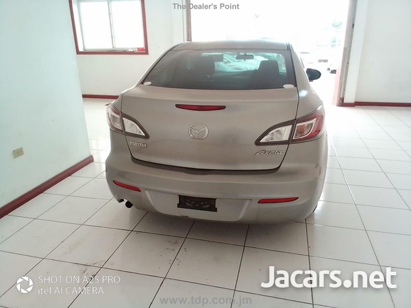 Mazda Axela 1,5L 2012-9