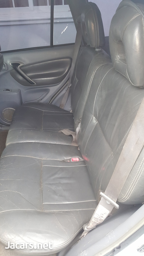 Toyota RAV4 2,0L 2002-3