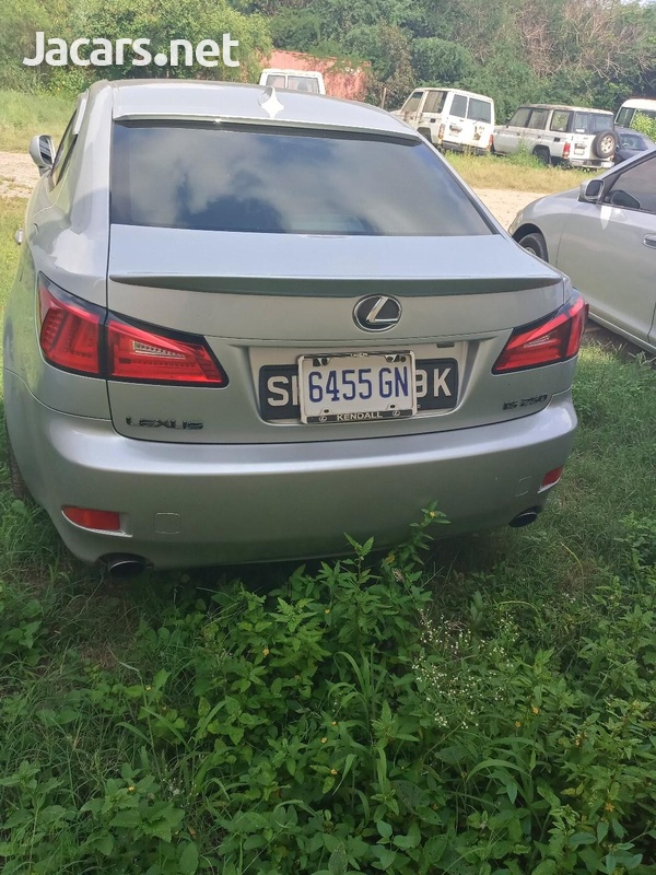 Lexus IS 2,5L 2008-6