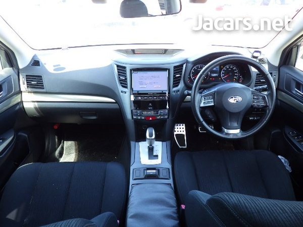 Subaru Legacy 2,0L 2013-8
