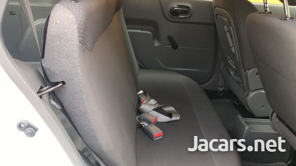 Nissan AD Wagon 1,5L 2016-10