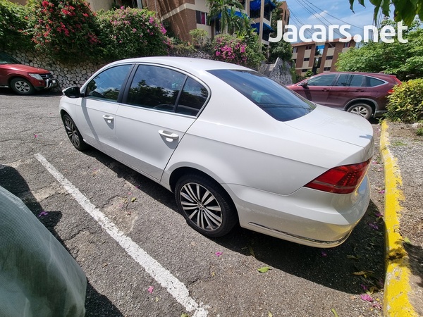 Volkswagen Passat 1,8L 2012-11
