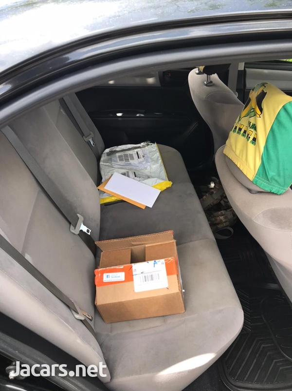 Toyota Axio 1,5L 2012-8
