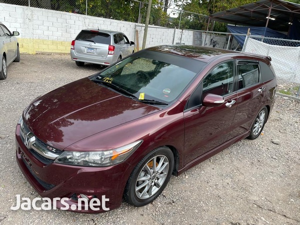 Honda Stream 2,0L 2013-1